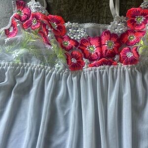 Floral Embroidered Women's Sleepwear